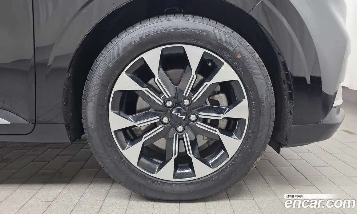 Kia Carnival 2023 2.2 автомат (гидро), фото 5