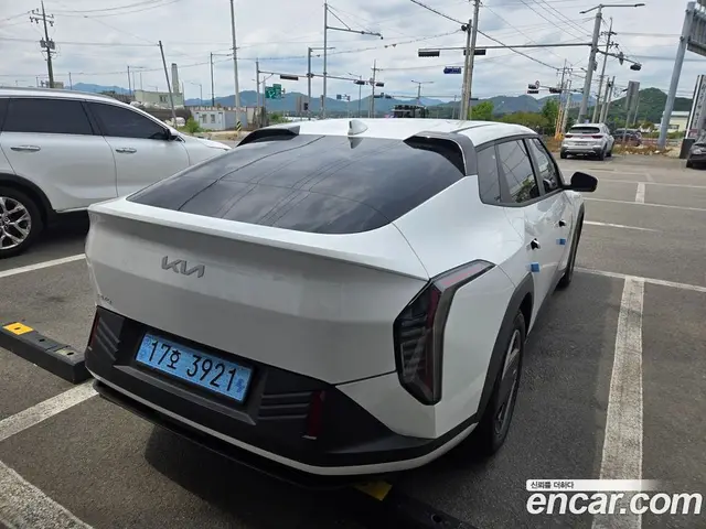 Kia EV4 2026 автомат (гидро), миниатюра 7