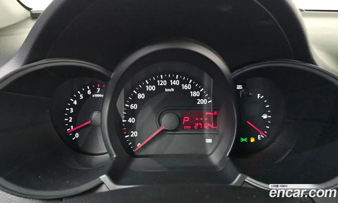 Kia Morning 2012 1.0 автомат (гидро), фото 8
