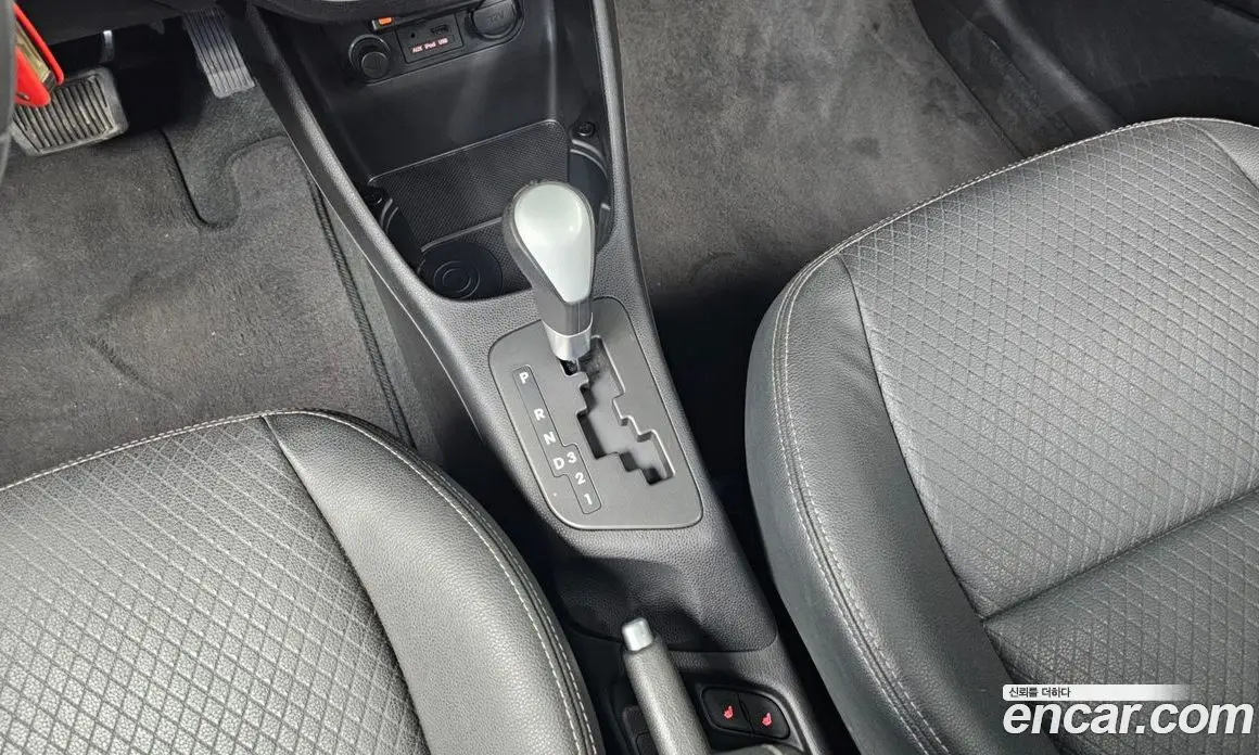 Kia Morning 2012 1.0 автомат (гидро), фото 9
