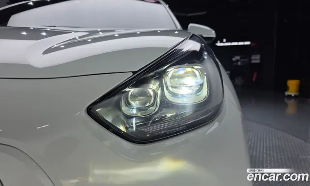 Kia Niro 2023 0.2 автомат (гидро), миниатюра 8