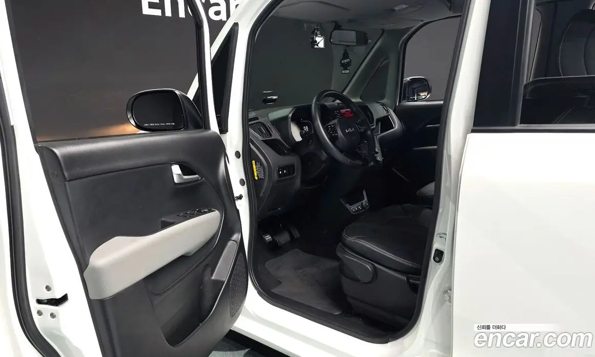 Kia Ray 2022 1.0 автомат (гидро), фото 10