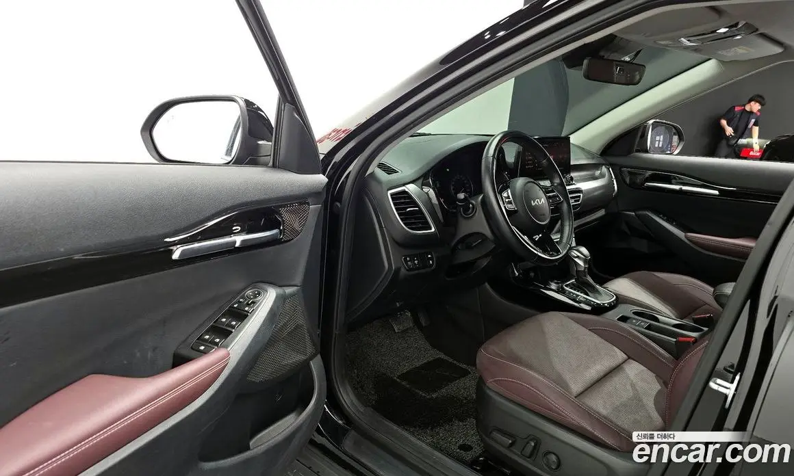 Kia Seltos 2021 1.6 автомат (гидро), фото 11