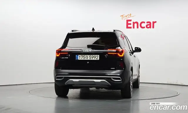 Kia Seltos 2021 1.6 автомат (гидро), миниатюра 4