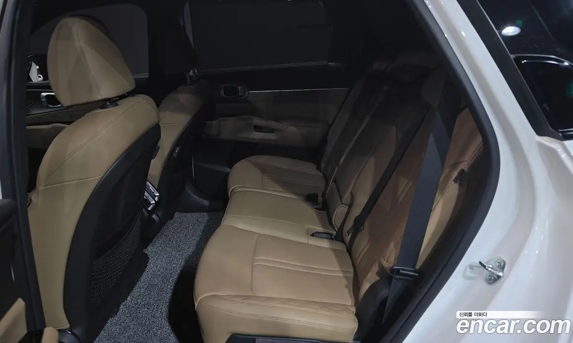 Kia Sorento 2023 2.5 автомат (гидро), фото 17