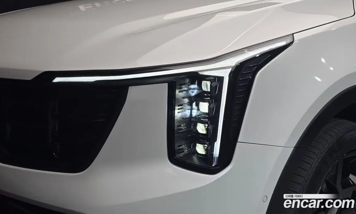 Kia Sorento 2023 2.5 автомат (гидро), фото 8