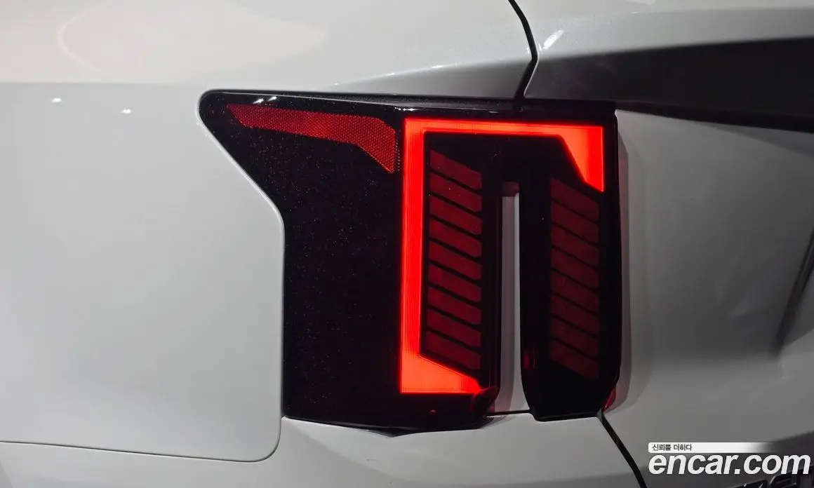 Kia Sorento 2023 2.5 автомат (гидро), фото 9