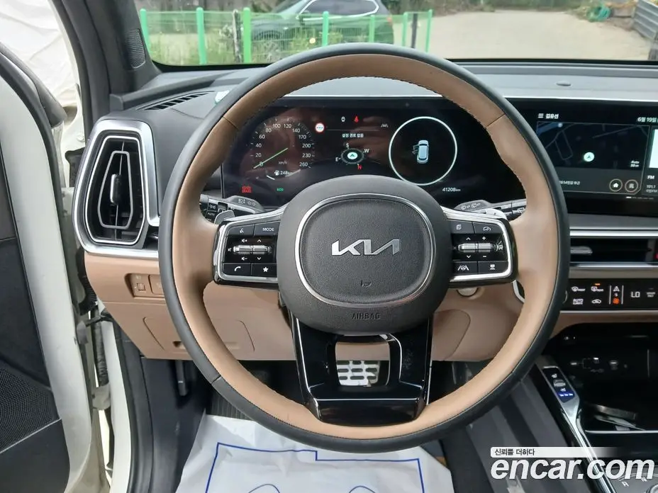 Kia Sorento 2023 1.6 автомат (гидро), фото 11