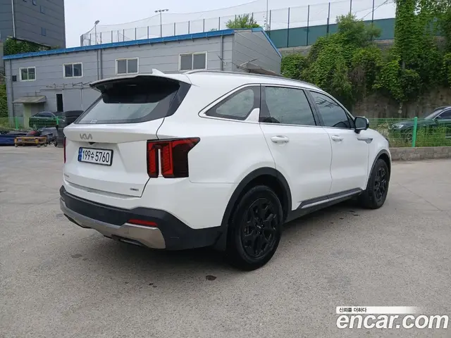 Kia Sorento 2023 1.6 автомат (гидро), миниатюра 3