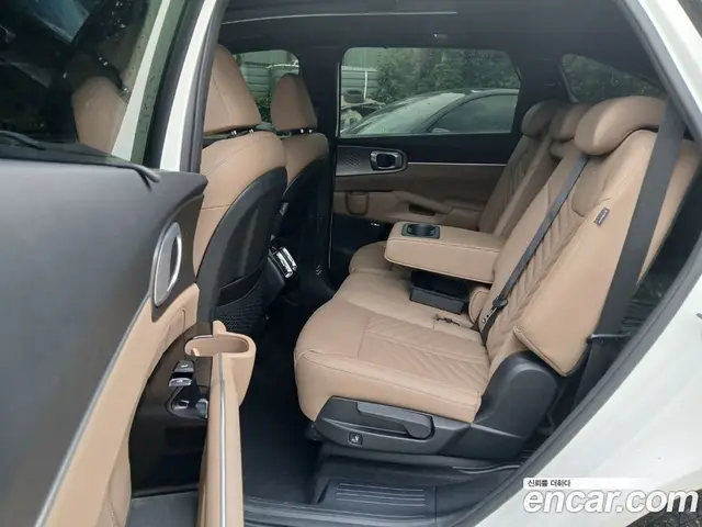 Kia Sorento 2023 1.6 автомат (гидро), миниатюра 9