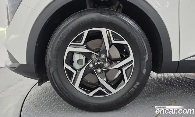 Kia Sportage 2021 1.6 автомат (гидро), миниатюра 5