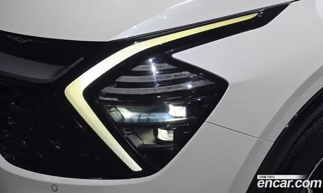 Kia Sportage 2022 1.6 автомат (гидро), миниатюра 8