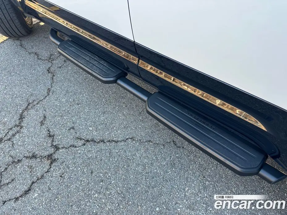 Land Rover Defender 2021 2.0 автомат (гидро), фото 16