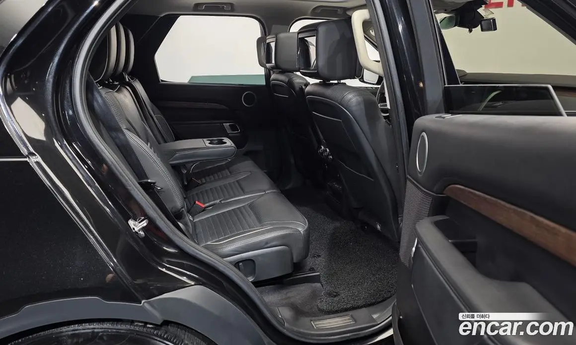 Land Rover Discovery 2018 3.0 автомат (гидро), фото 12