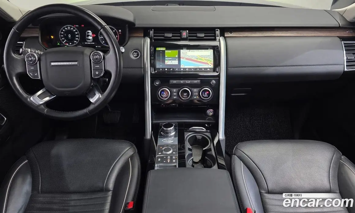 Land Rover Discovery 2018 3.0 автомат (гидро), фото 7