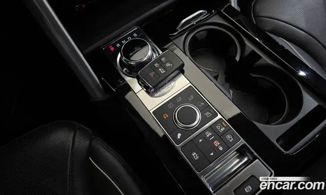 Land Rover Discovery 2018 3.0 автомат (гидро), миниатюра 9