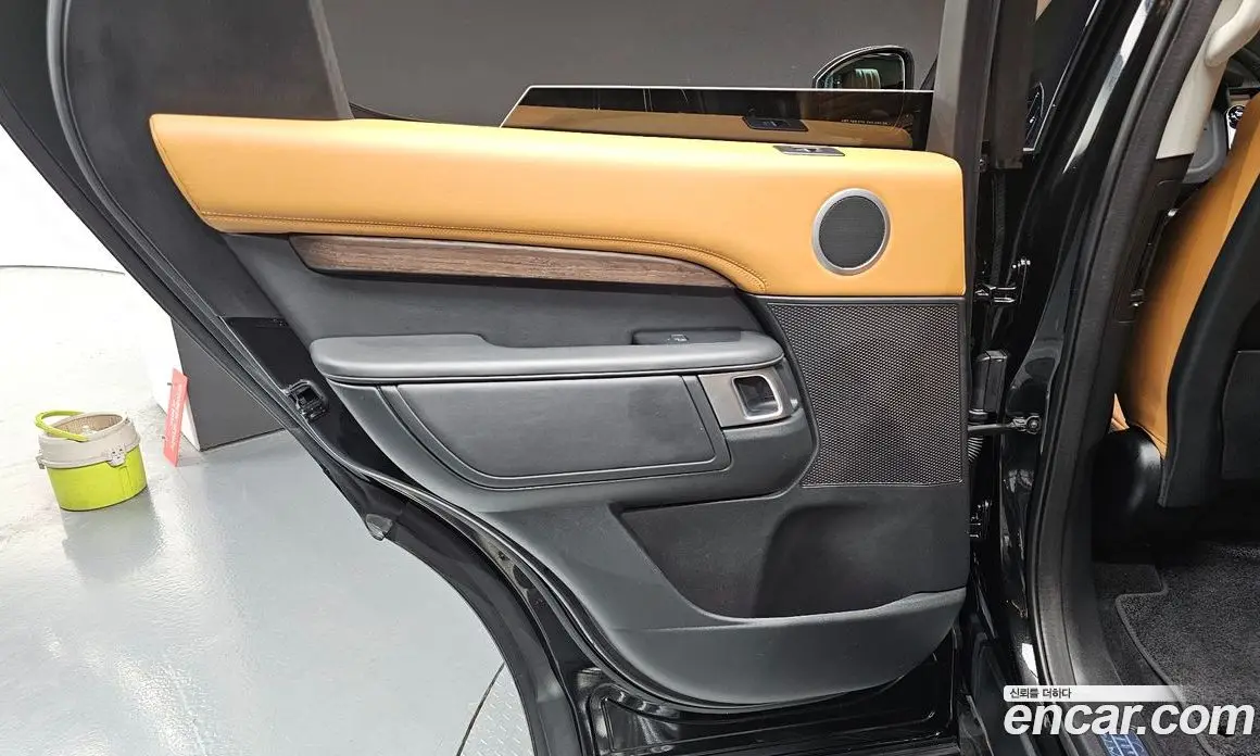 Land Rover Discovery 2020 3.0 автомат (гидро), фото 15