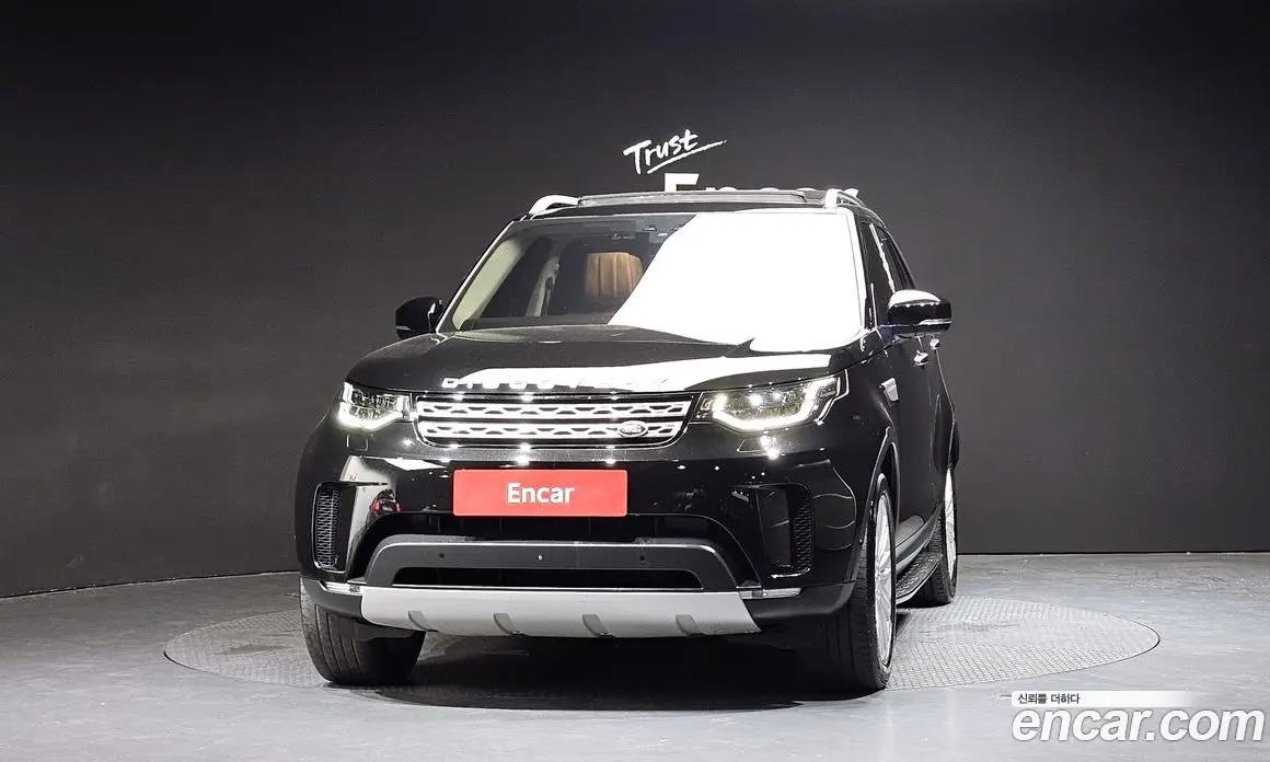 Land Rover Discovery 2020 3.0 автомат (гидро), фото 3