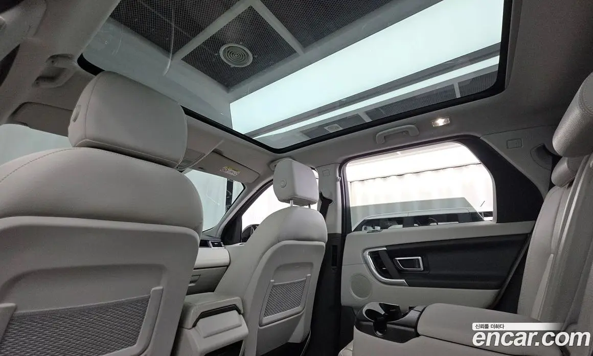 Land Rover Discovery Sport 2018 2.0 автомат (гидро), фото 25