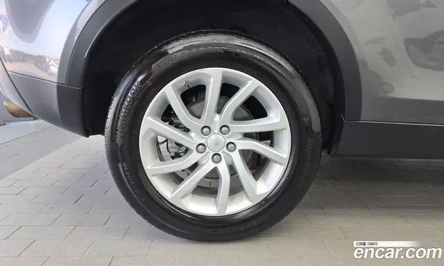 Land Rover Discovery Sport 2018 2.0 автомат (гидро), миниатюра 5