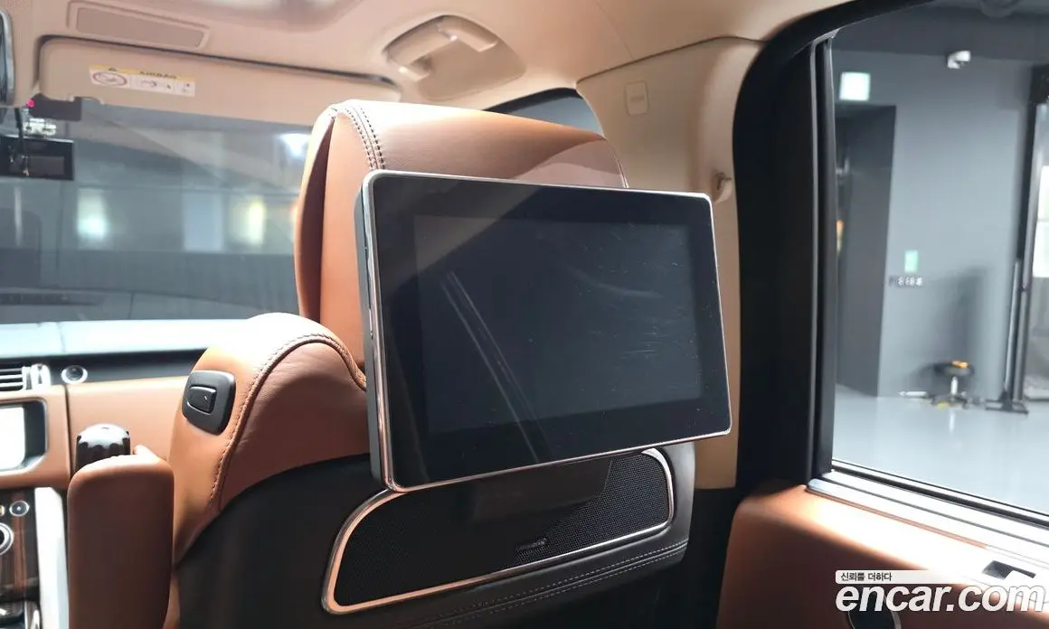 Land Rover Range Rover 2017 4.4 автомат (гидро), фото 19