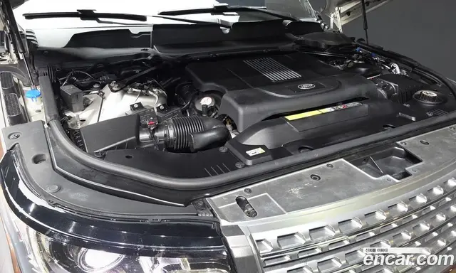 Land Rover Range Rover 2017 4.4 автомат (гидро), миниатюра 6