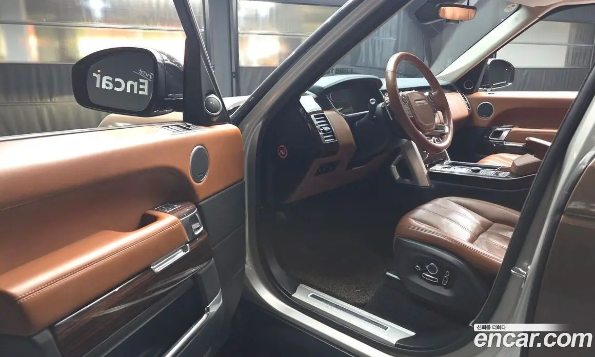 Land Rover Range Rover 2017 4.4 автомат (гидро), фото 10