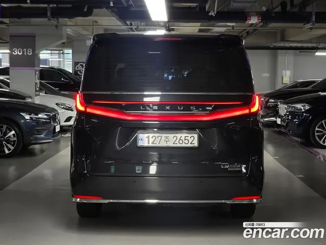 Lexus LM 2025 2.4 автомат (гидро), миниатюра 4 Lexus LM 2025 2.4 автомат (гидро), миниатюра 4