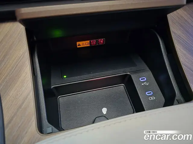 Lexus LM 2025 2.4 автомат (гидро), миниатюра 7 Lexus LM 2025 2.4 автомат (гидро), миниатюра 7