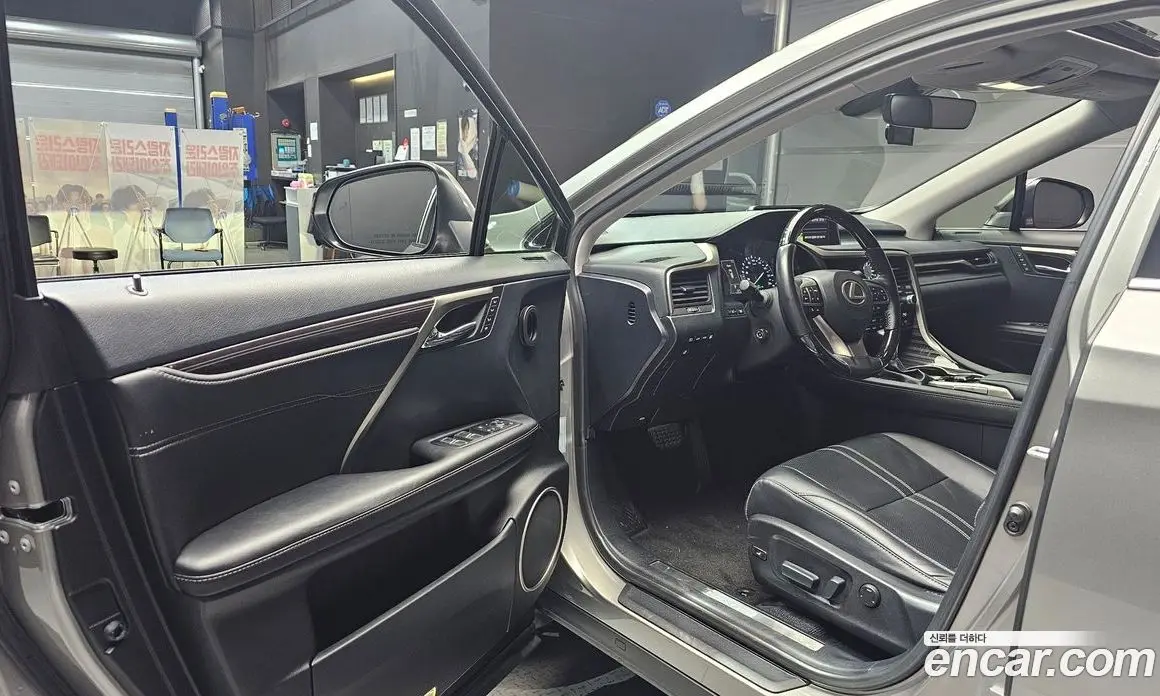 Lexus RX 2019 3.5 автомат (гидро), фото 13 Lexus RX 2019 3.5 автомат (гидро), фото 13
