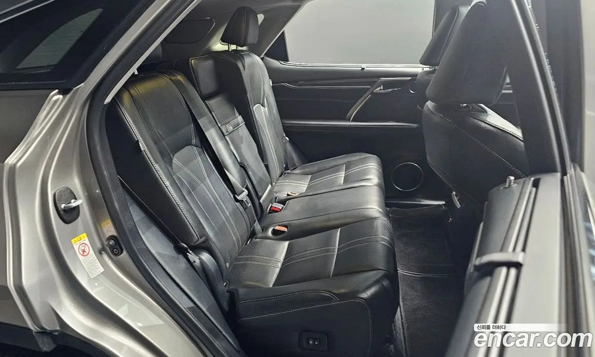 Lexus RX 2019 3.5 автомат (гидро), фото 17 Lexus RX 2019 3.5 автомат (гидро), фото 17