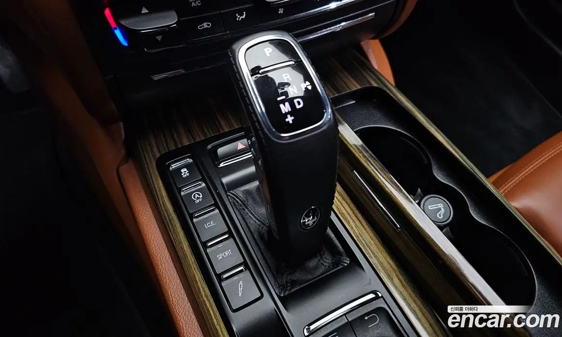 Maserati Quattroporte 2020 3.0 автомат (гидро), фото 11 Maserati Quattroporte 2020 3.0 автомат (гидро), фото 11