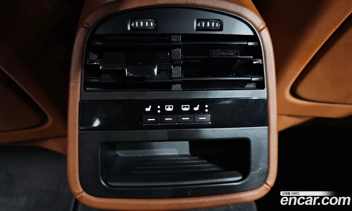 Maserati Quattroporte 2020 3.0 автомат (гидро), фото 34 Maserati Quattroporte 2020 3.0 автомат (гидро), фото 34