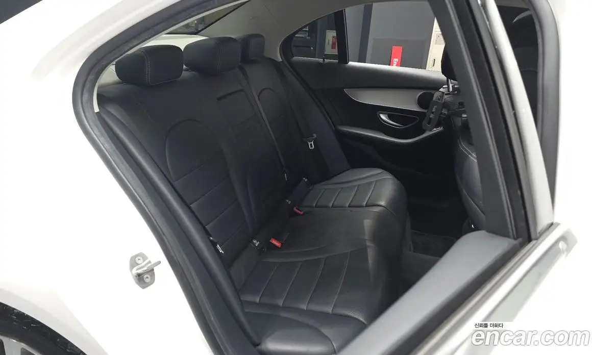 Mercedes-Benz C-Class 2017 2.1 гидро, фото 11 Mercedes-Benz C-Class 2017 2.1 гидро, фото 11