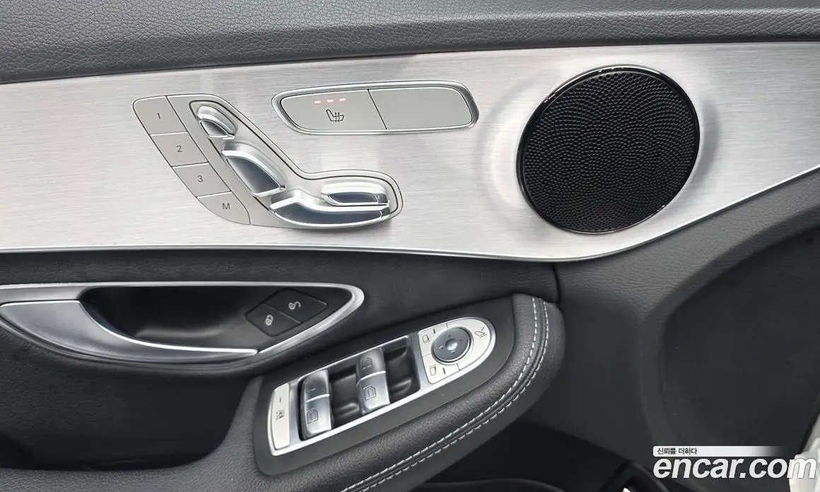 Mercedes-Benz C-Class 2017 2.1 гидро, фото 19 Mercedes-Benz C-Class 2017 2.1 гидро, фото 19