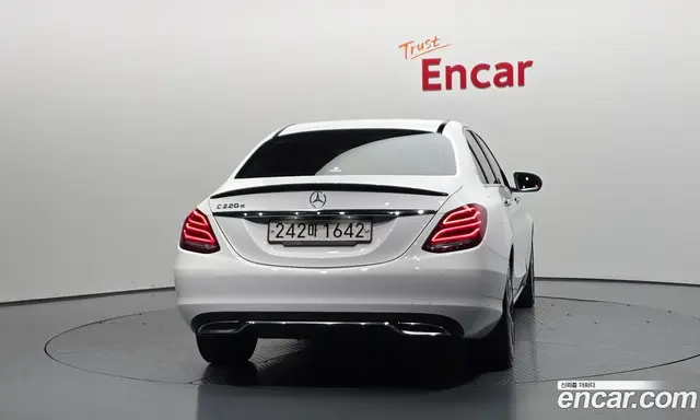 Mercedes-Benz C-Class 2017 2.1 гидро, миниатюра 4 Mercedes-Benz C-Class 2017 2.1 гидро, миниатюра 4