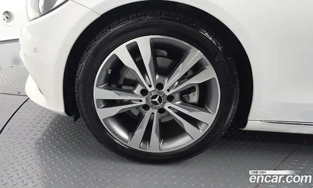 Mercedes-Benz C-Class 2017 2.1 гидро, миниатюра 5 Mercedes-Benz C-Class 2017 2.1 гидро, миниатюра 5