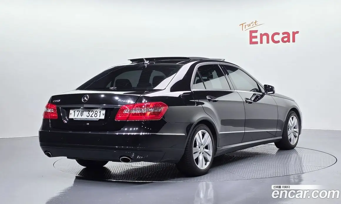 Mercedes-Benz E-Class 2011 3.5 гидро, фото 2 Mercedes-Benz E-Class 2011 3.5 гидро, фото 2
