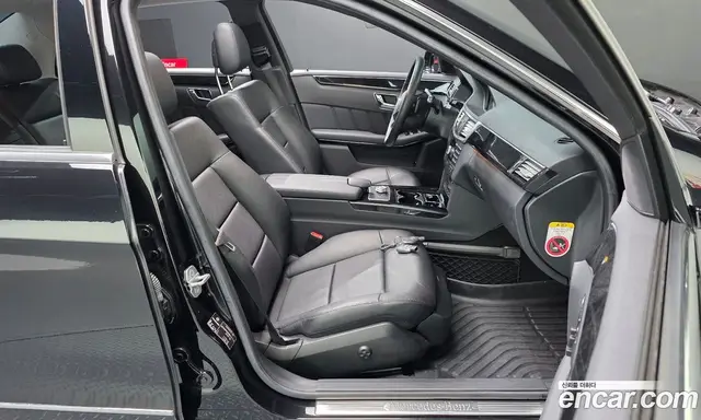 Mercedes-Benz E-Class 2011 3.5 гидро, миниатюра 11 Mercedes-Benz E-Class 2011 3.5 гидро, миниатюра 11