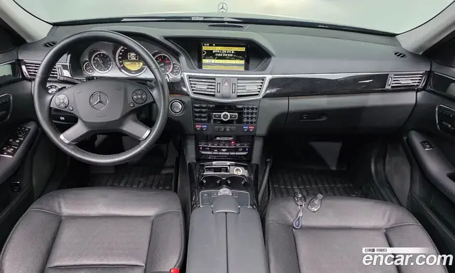Mercedes-Benz E-Class 2011 3.5 гидро, миниатюра 7 Mercedes-Benz E-Class 2011 3.5 гидро, миниатюра 7