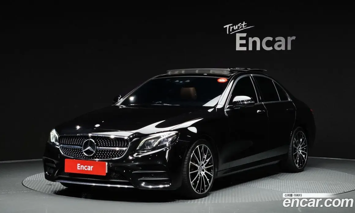 Mercedes-Benz E-Class 2017 2.0 гидро, фото 1 Mercedes-Benz E-Class 2017 2.0 гидро, фото 1