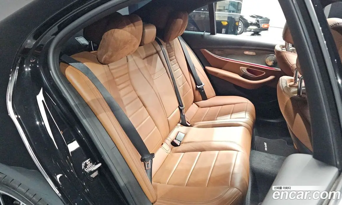 Mercedes-Benz E-Class 2017 2.0 гидро, фото 17 Mercedes-Benz E-Class 2017 2.0 гидро, фото 17