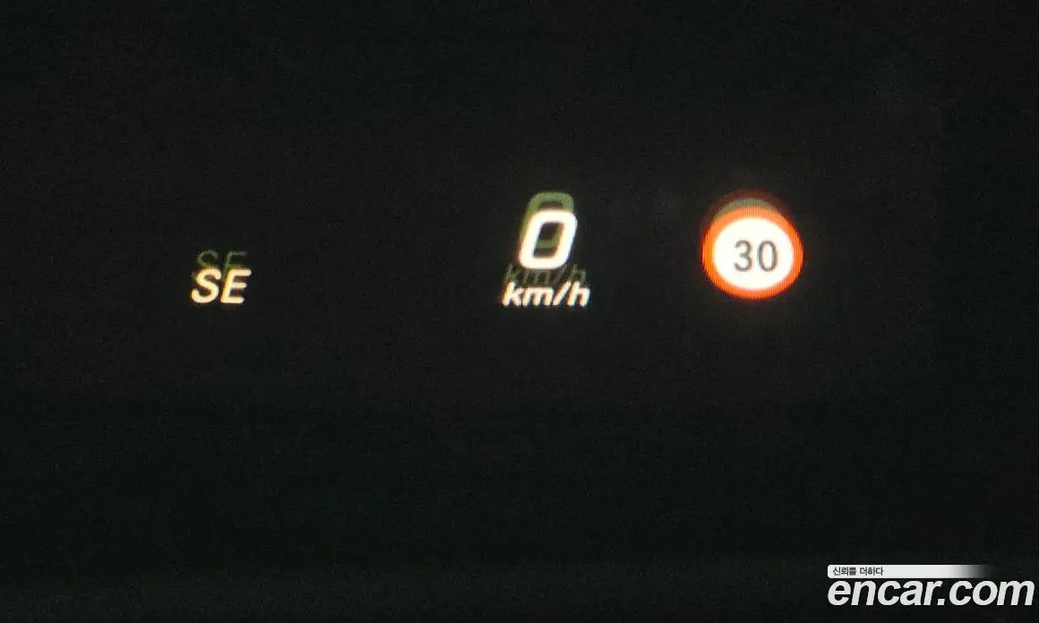 Mercedes-Benz E-Class 2017 2.0 гидро, фото 25 Mercedes-Benz E-Class 2017 2.0 гидро, фото 25