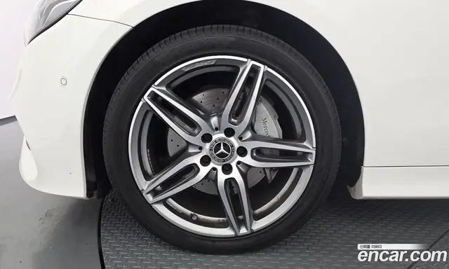 Mercedes-Benz E-Class 2018 1.9 гидро, миниатюра 5