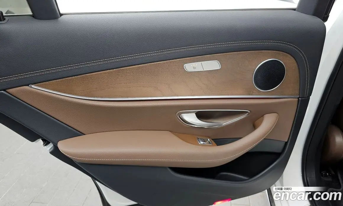 Mercedes-Benz E-Class 2021 2.0 автомат (гидро), фото 14