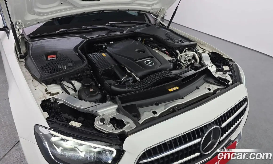 Mercedes-Benz E-Class 2021 2.0 автомат (гидро), фото 6