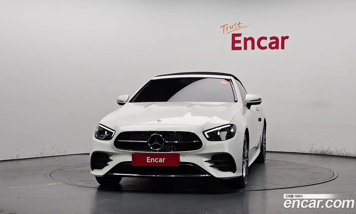 Mercedes-Benz E-Class 2023 3.0 гидро, фото 3