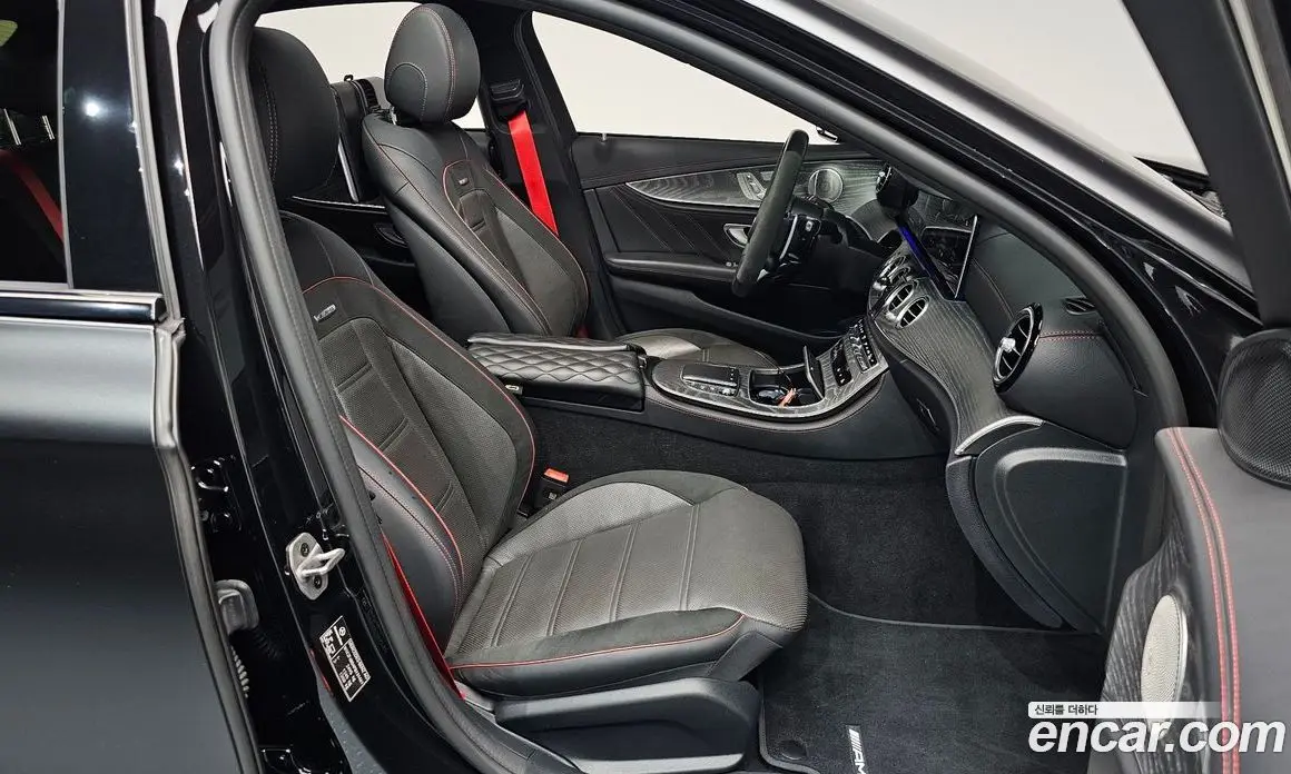 Mercedes-Benz E-Class 2023 3.0 гидро, фото 15