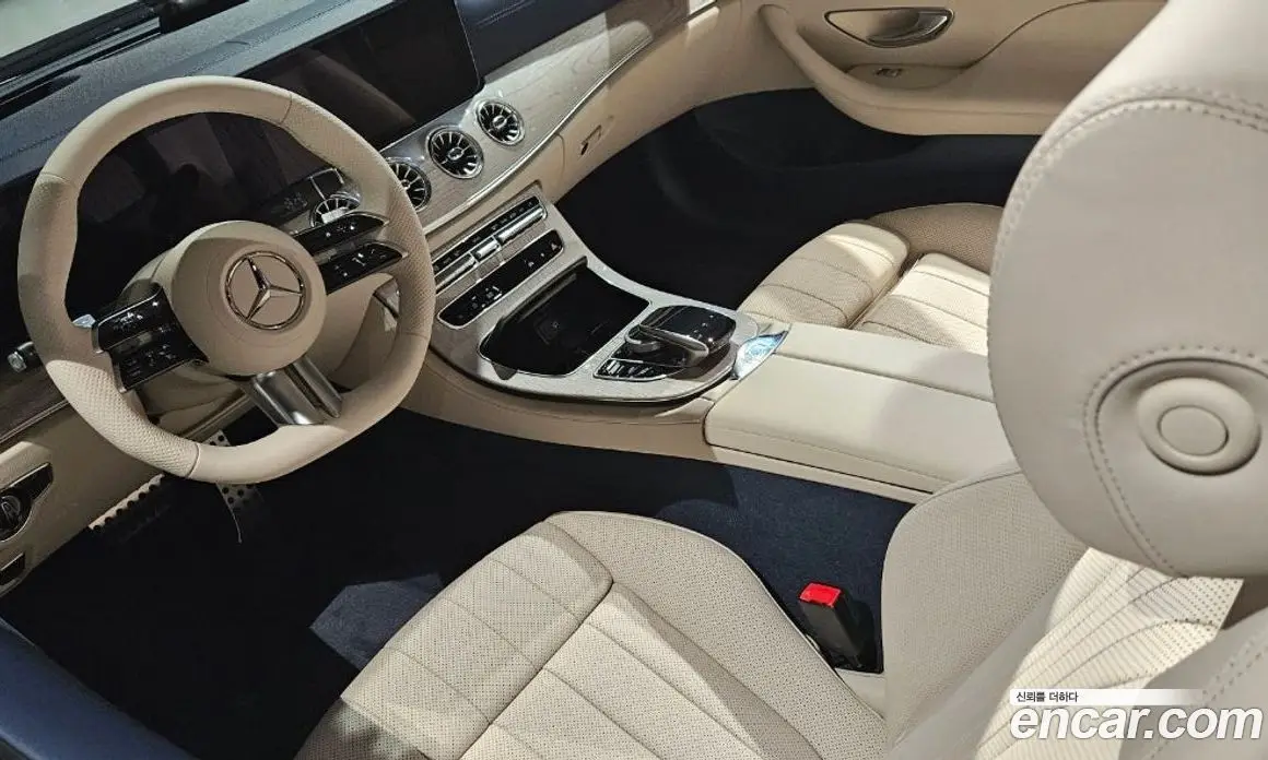 Mercedes-Benz E-Class 2023 3.0 гидро, фото 7