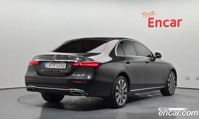 Mercedes-Benz E-Class 2023 2.0 гидро, миниатюра 2 Mercedes-Benz E-Class 2023 2.0 гидро, миниатюра 2